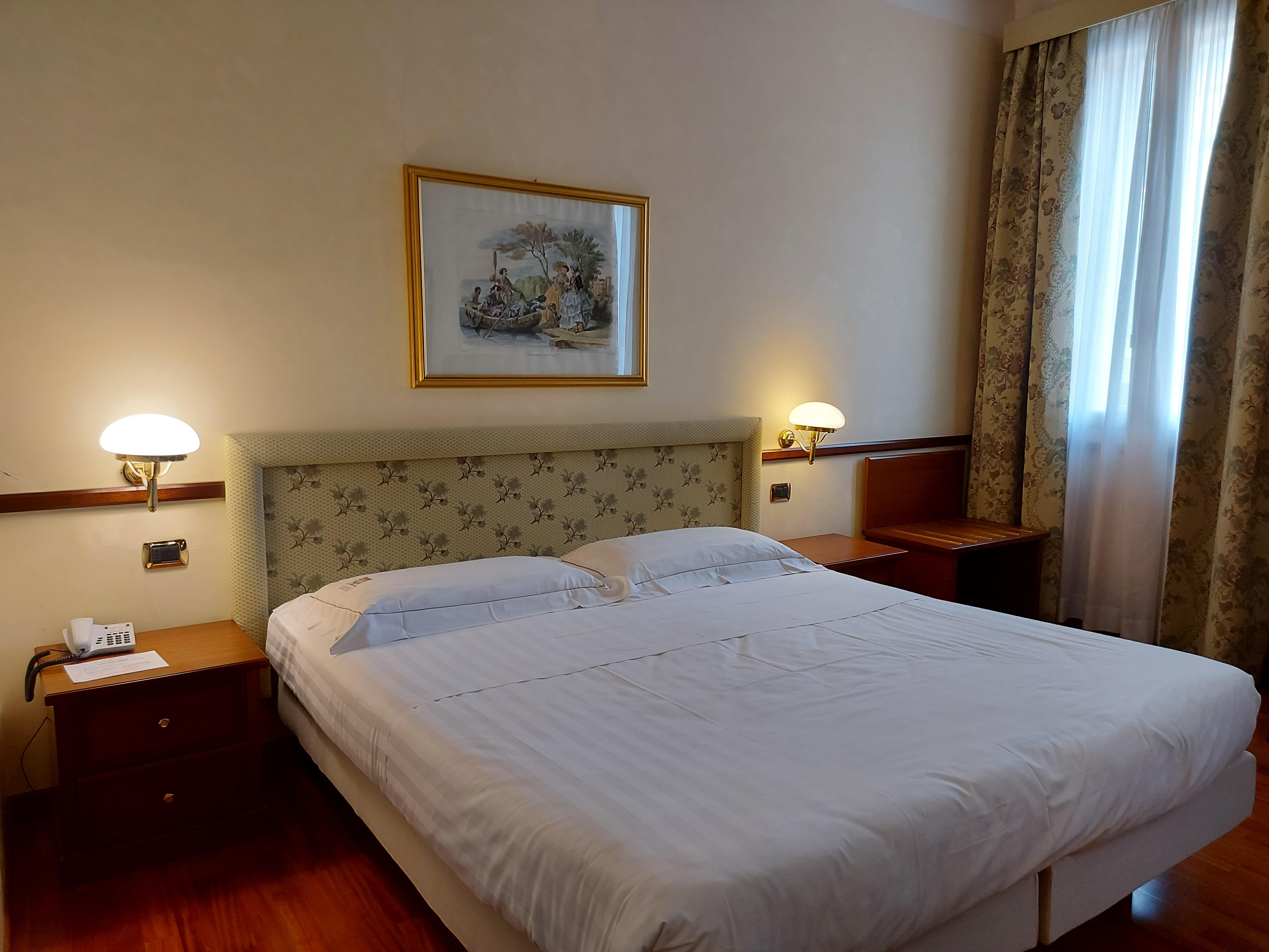 Phi Hotel Dei Medaglioni Correggio Exterior photo